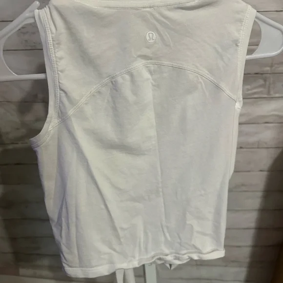 Lululemon tie-front tank - Picture 3 of 3